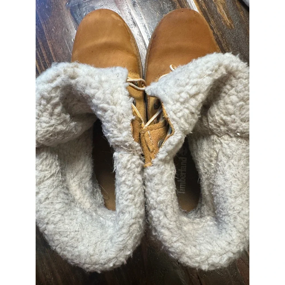 Timberland Womens 8329R Wheat Waterproof Teddy Fleece Fold Down Boots Size 7M